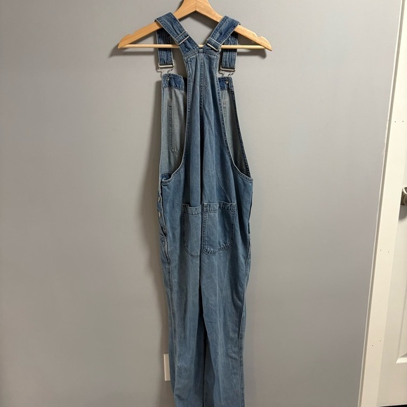 Gap Overalls - Picture 4 of 7
